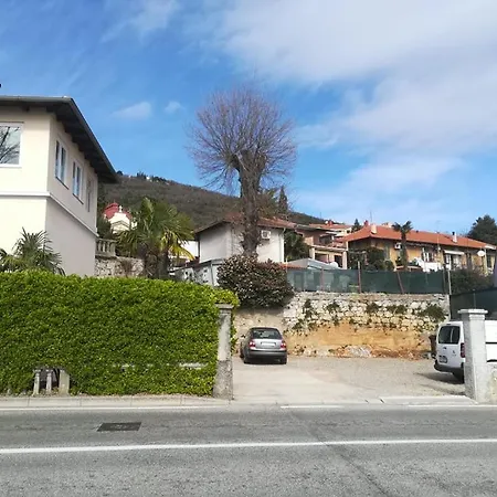 Apartman Dora Apartman *